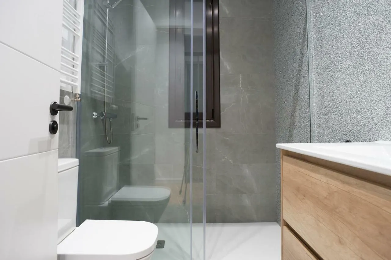 Cantabric Plaza / Iberorent Apartments San Sebastian