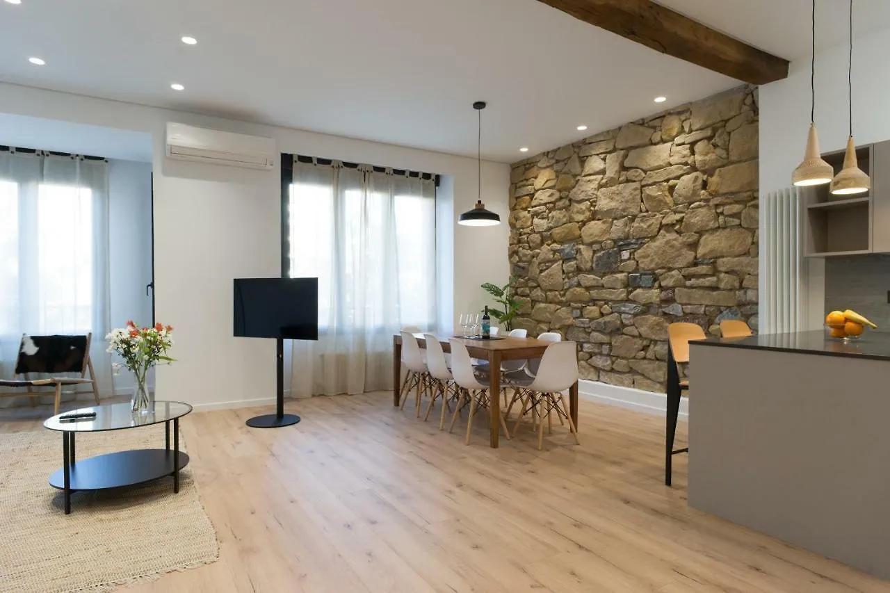Cantabric Plaza / Iberorent Apartments San Sebastian Spain