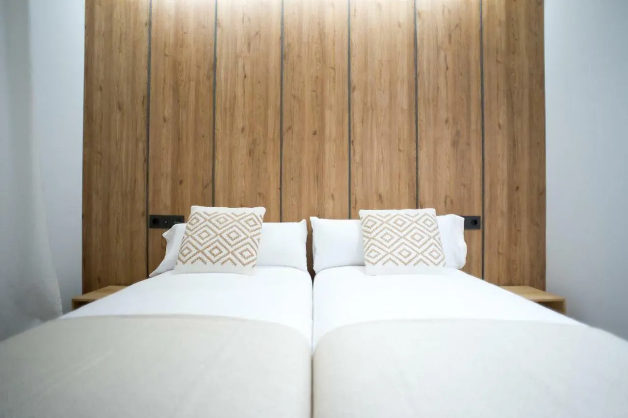 Cantabric Plaza / Iberorent Apartments San Sebastian